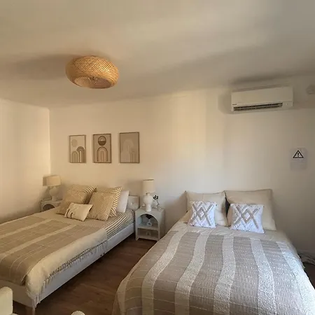 Spacieux Proche Gare Lägenhet *