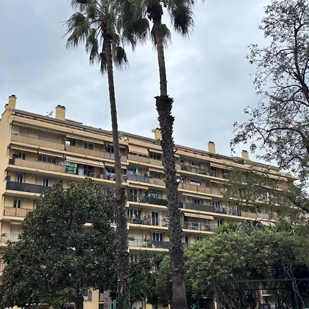 Apartmán Spacieux Proche Gare